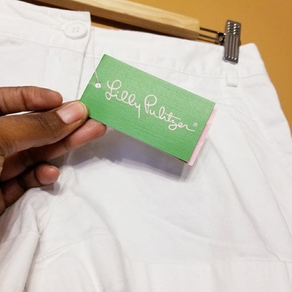 Lilly Pulitzer | Women’s Joette White Stretch Shorts (Size 0) - Picture 7 of 9